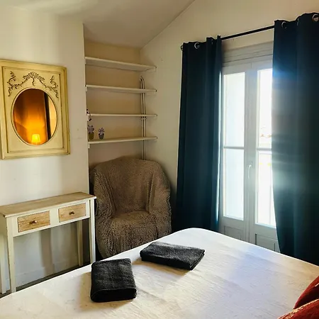 Apartment Grand Au Centre De L'ecusson Montpellier